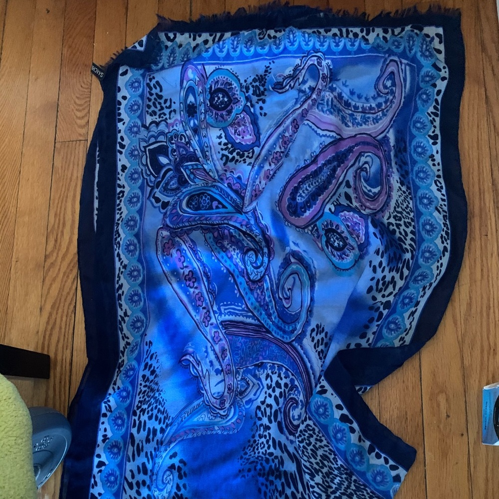 Saachi Paisley Scarf